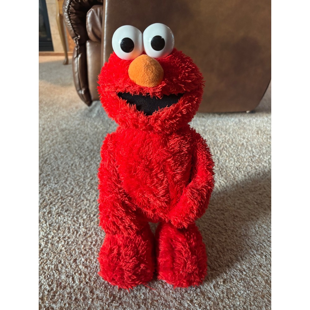 Sesame Street T.M.X. Elmo (10th Anniversary "Tickle Me Elmo Extreme- 2006